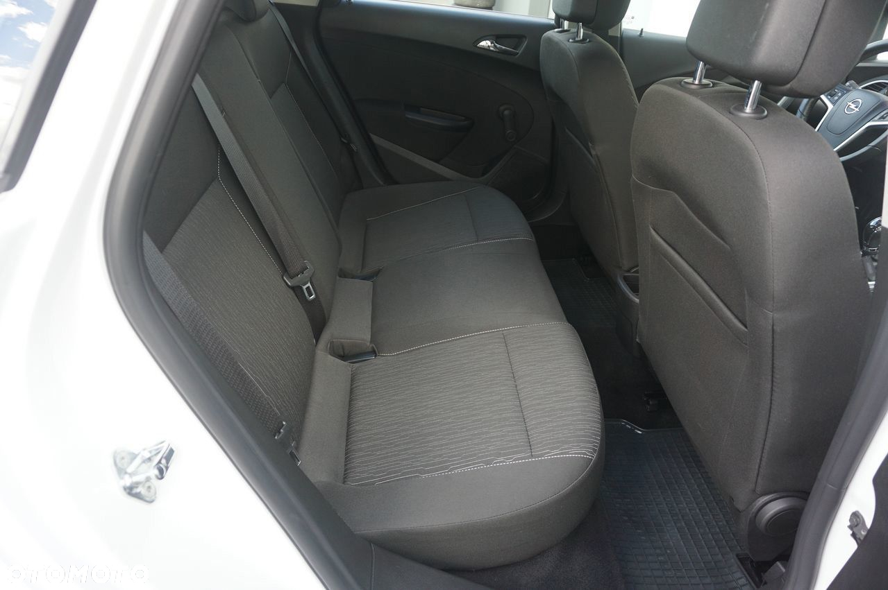 Opel Astra - 17