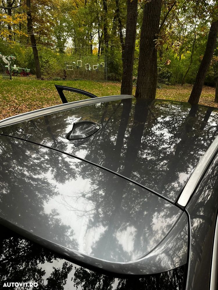 BMW Seria 3 318d Touring Aut. Sport Line - 15