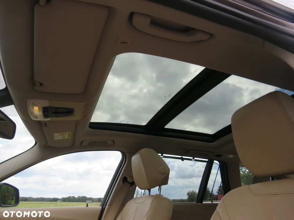 BMW Seria 3 320d Luxury Line - 17