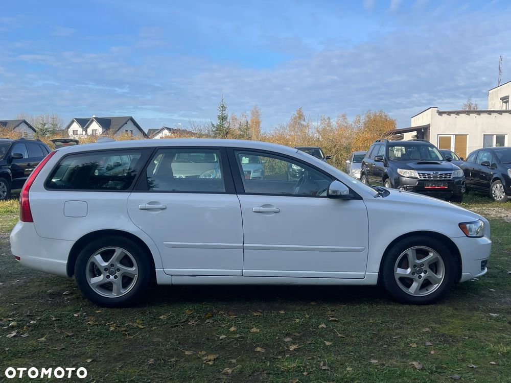 Volvo V50 D2 Kinetic - 4