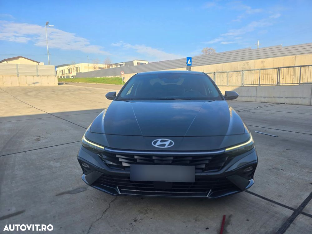 Hyundai Elantra 1.6 l 123 CP CVT Highway - 25