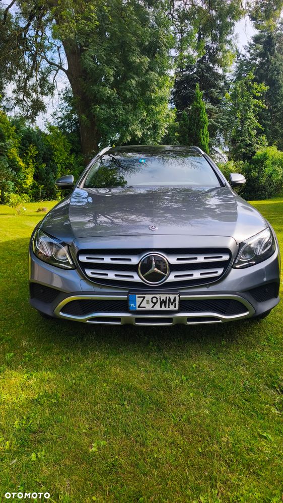 Mercedes-Benz Klasa E 220 d 4-Matic All-Terrain - 4