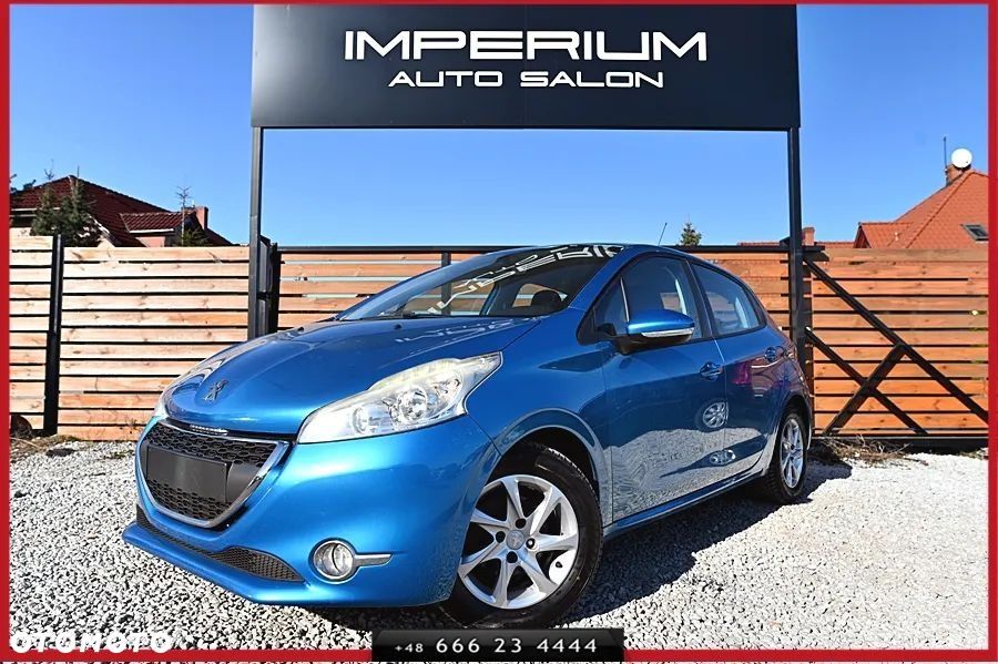 Peugeot 208 2012 photo 3