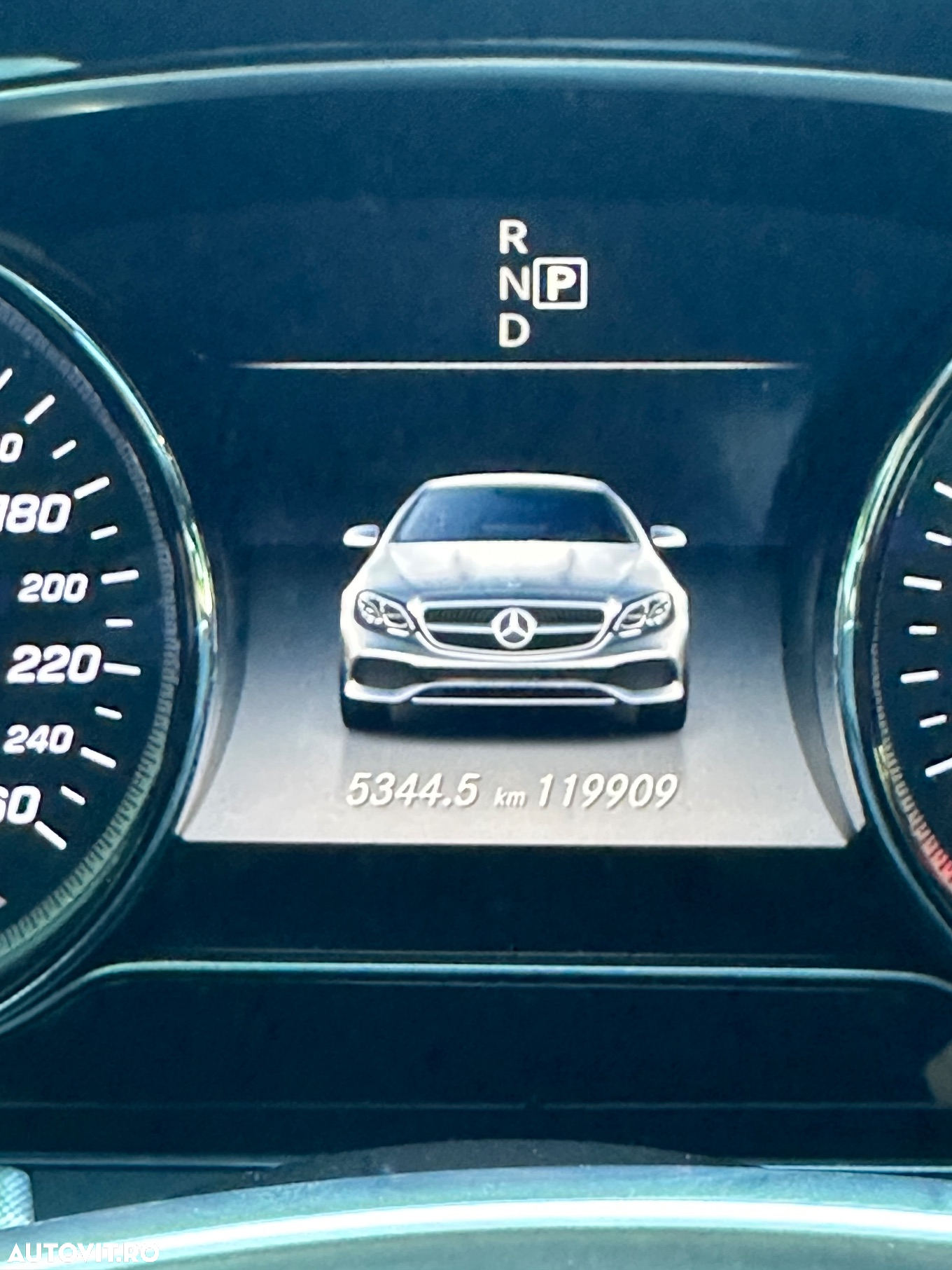 Mercedes-Benz E - 19