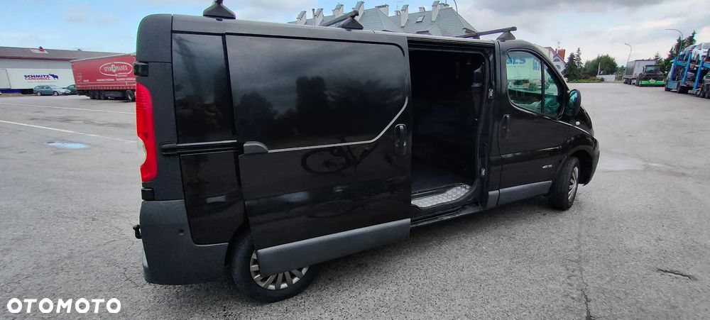 Renault Trafic - 13