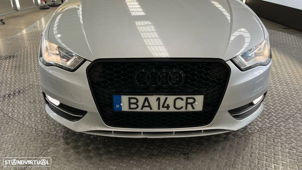 Audi A3 1.6 TDI S tronic Ambiente - 8