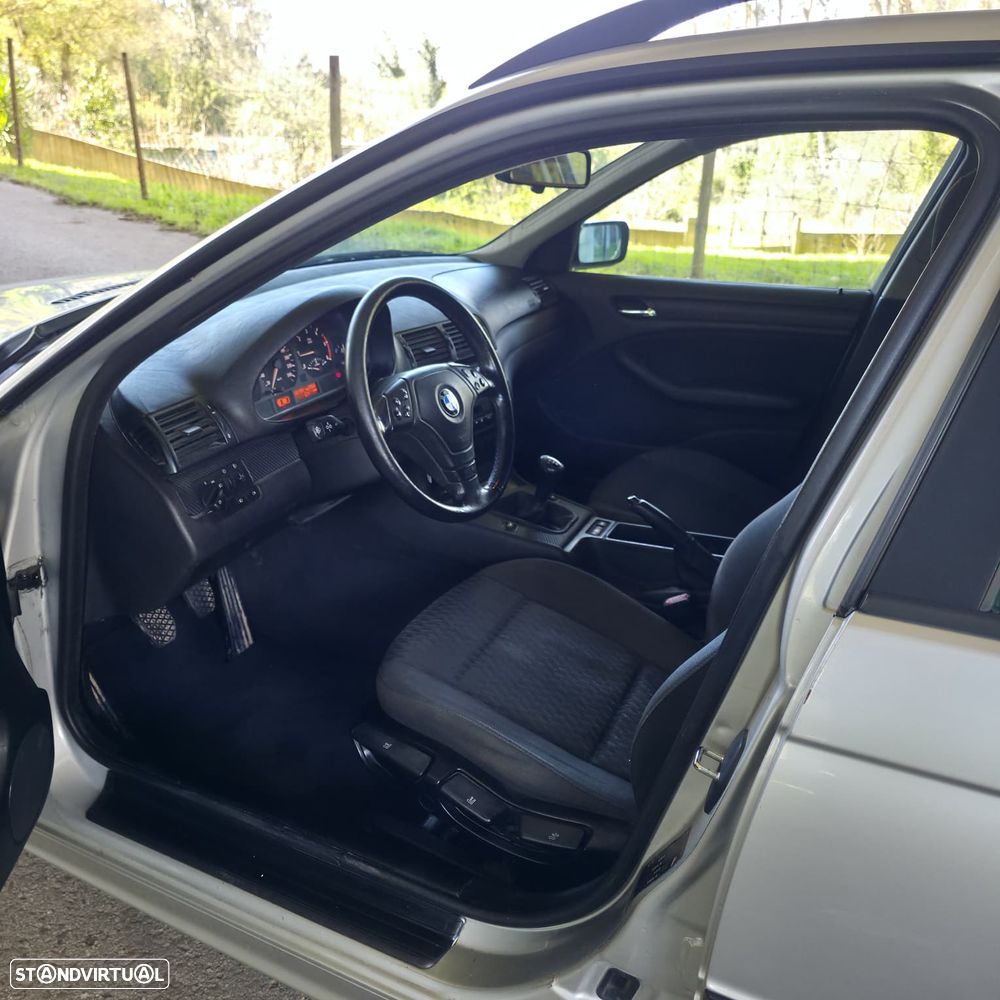 BMW 320 d Touring - 11