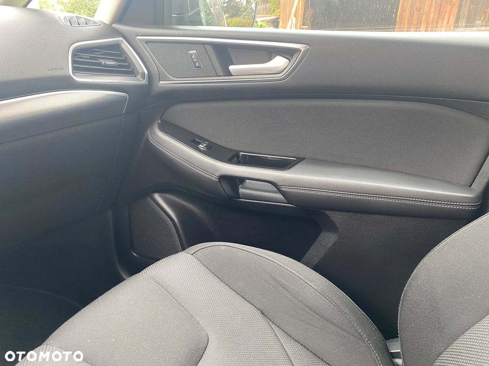 Ford S-Max 2.0 TDCi Titanium PowerShift - 23