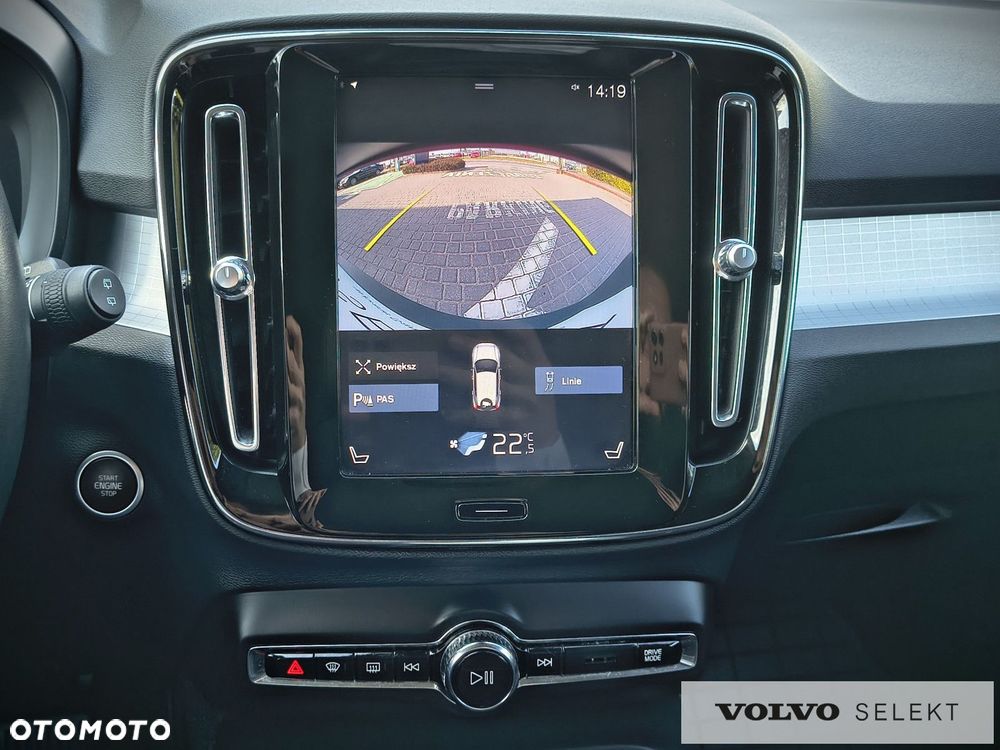 Volvo XC 40 - 18