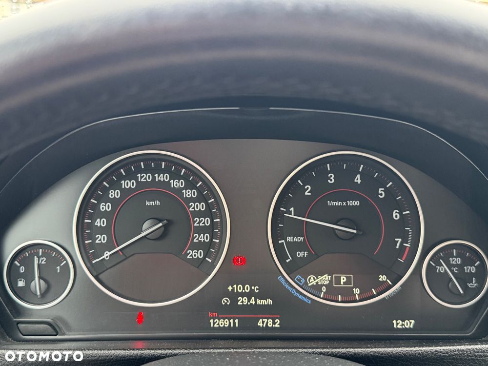 BMW Seria 3 318i Sport Line - 23