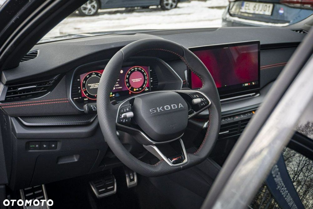Skoda Octavia 2.0 TSI RS DSG - 11
