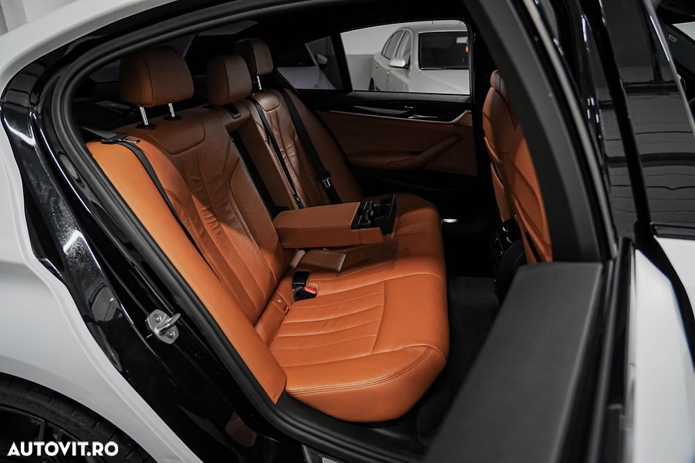 BMW Seria 5 530d AT - 7