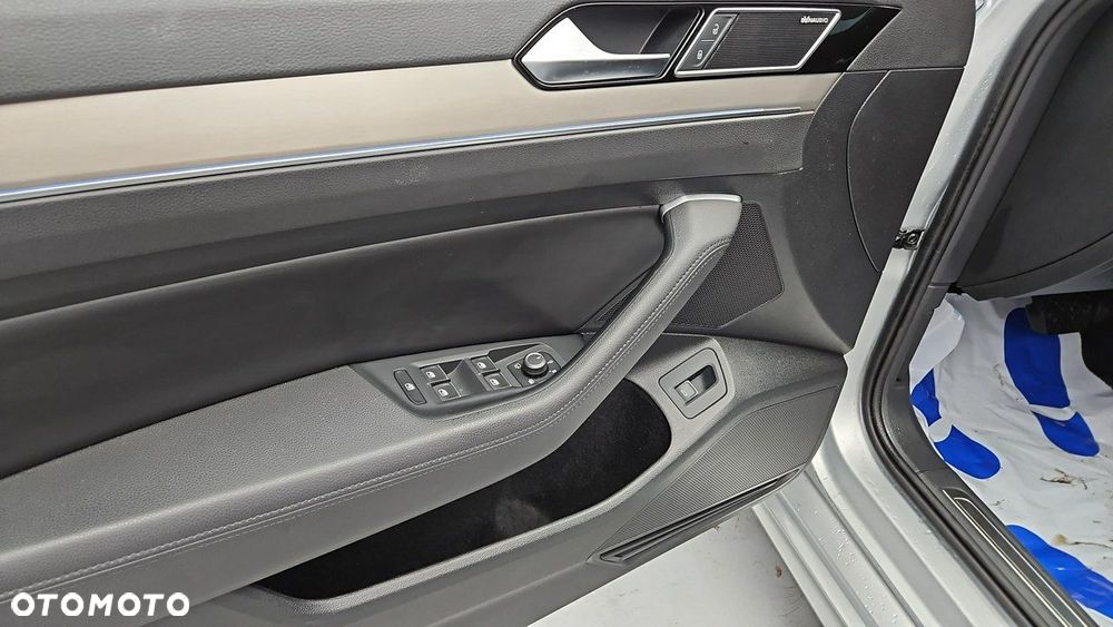 Volkswagen Passat 2.0 TSI BMT Highline DSG - 10