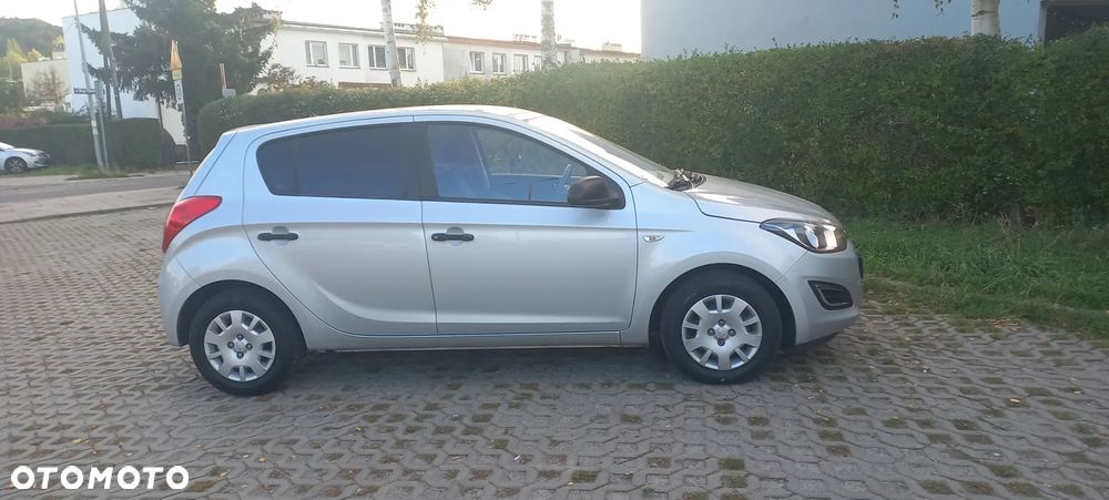 Hyundai i20 - 16