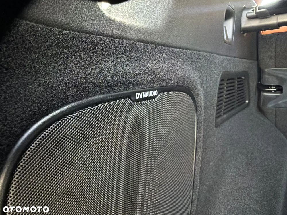 XPeng G9 94.6 kWh AWD Performance - 22