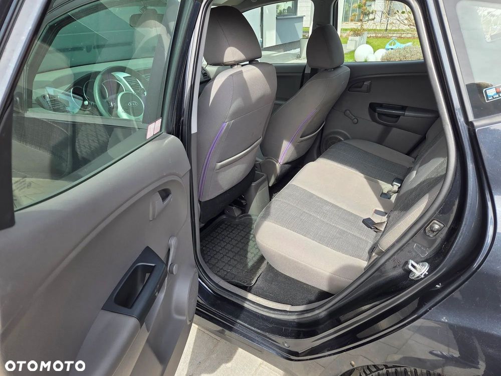 Kia Venga 1.6 XL - 8