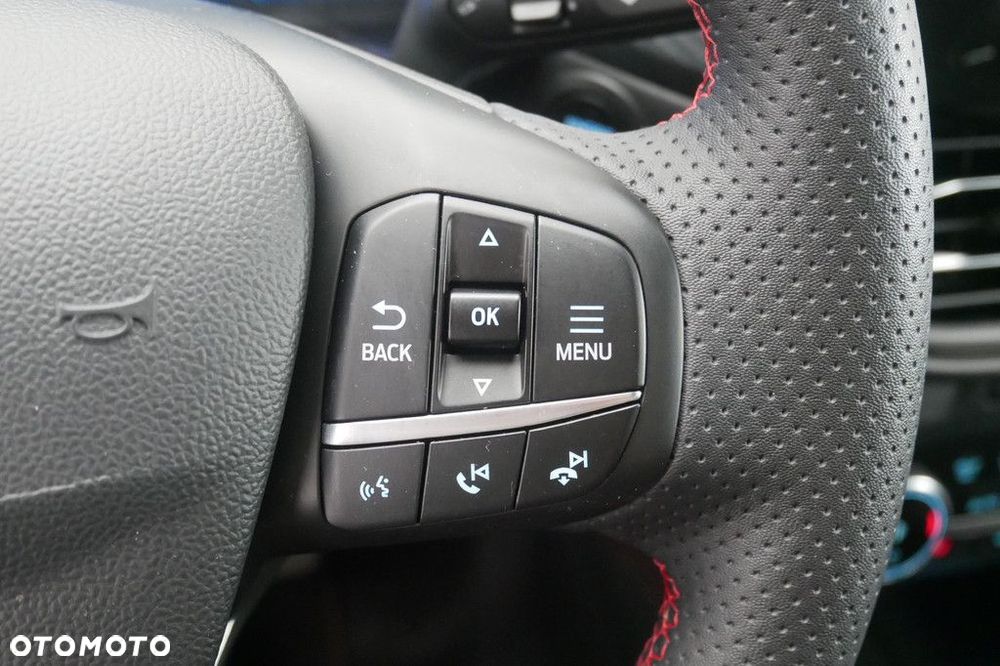 Ford Kuga - 34