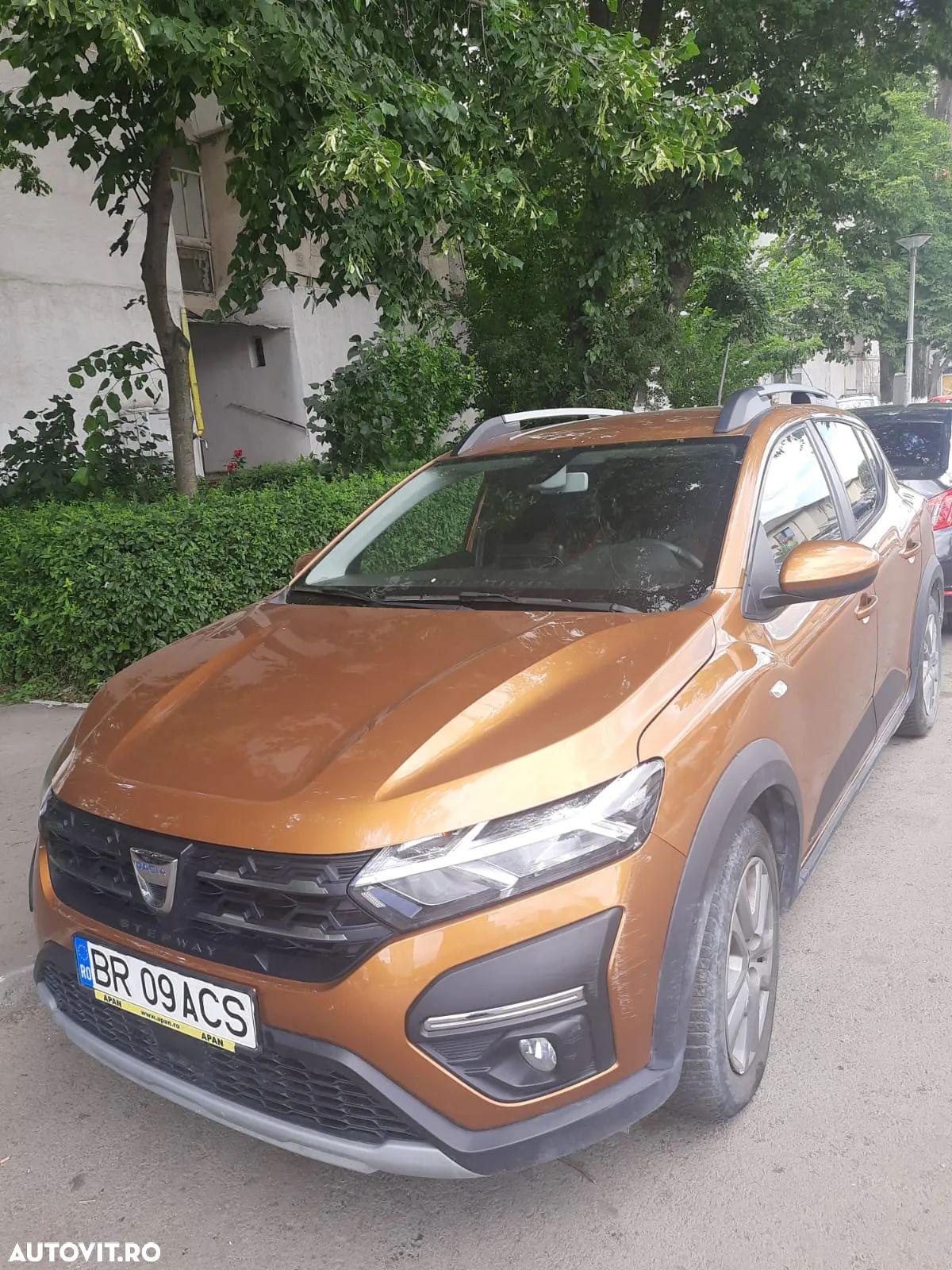 Dacia Sandero Stepway ECO-G 100 MT6 Comfort - 1