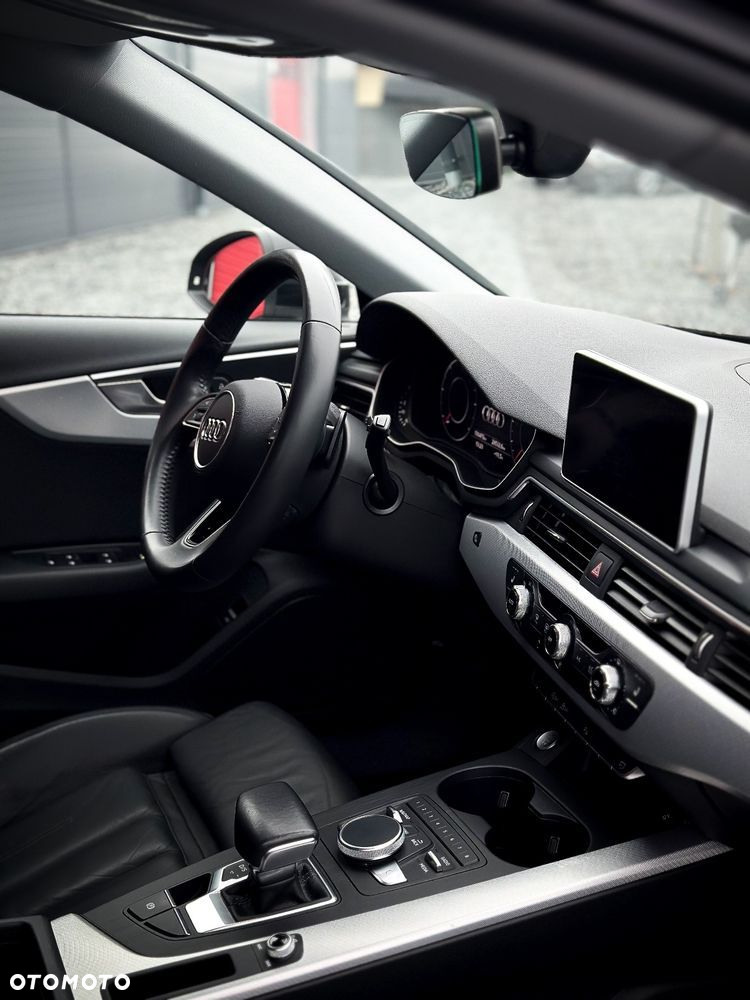 Audi A4 Avant 35 TDI S tronic - 16