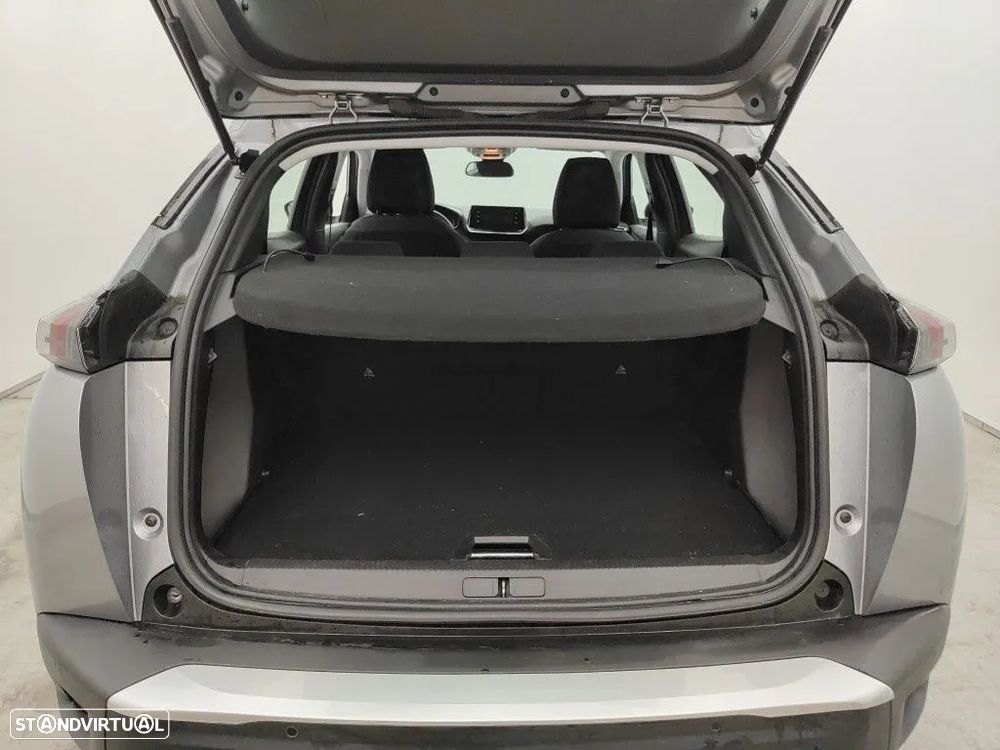 Peugeot 2008 1.2 PureTech Active EAT8 - 13