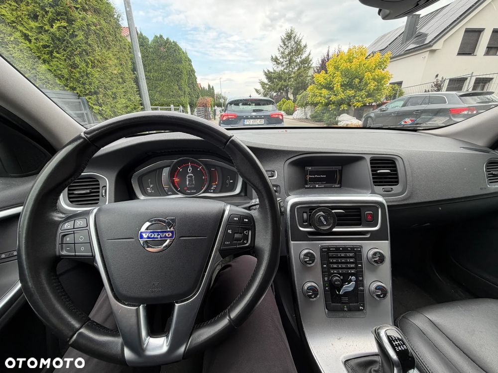 Volvo V60 D3 Momentum - 2