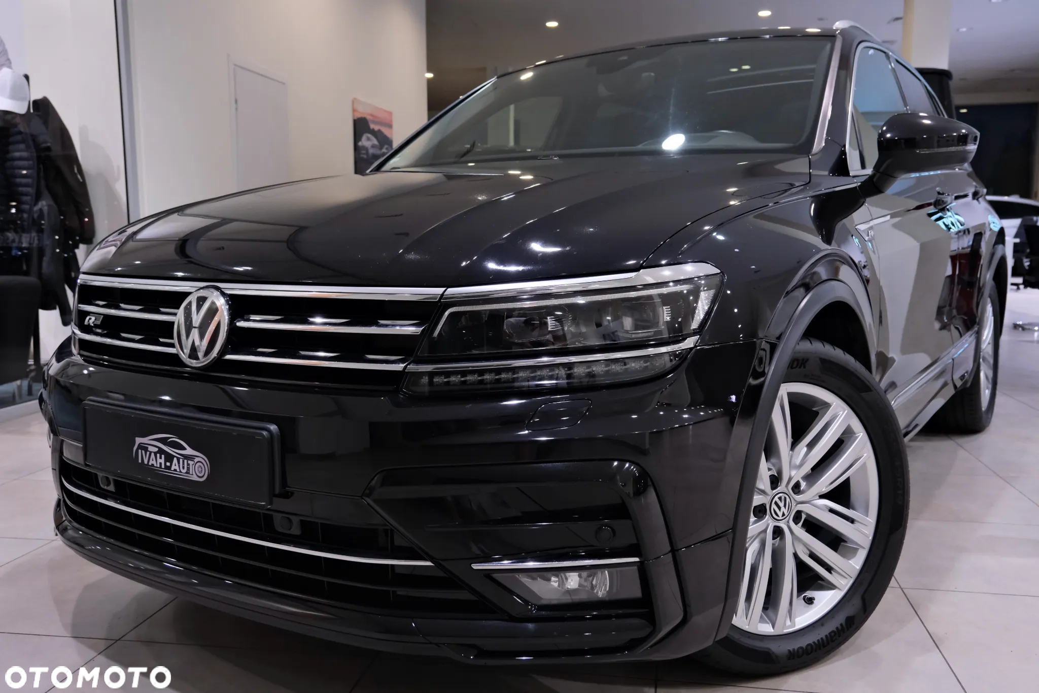Volkswagen Tiguan 2.0 TDI SCR DSG R-Line - 19