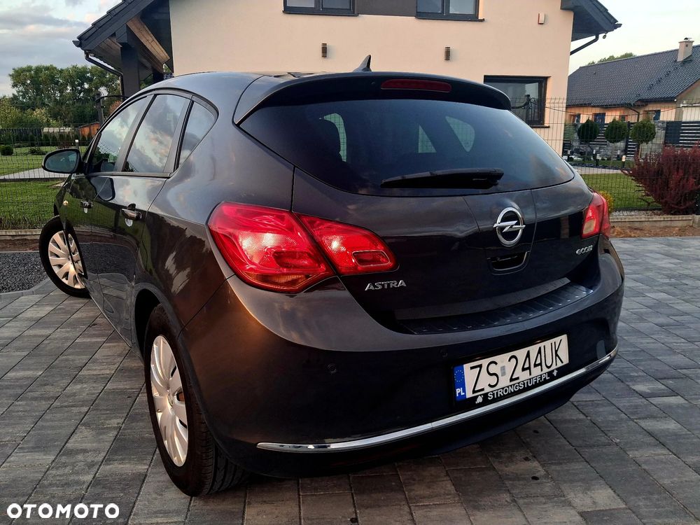 Opel Astra - 3