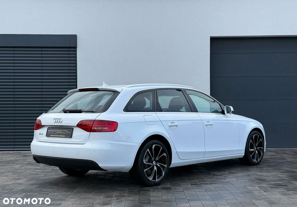 Audi A4 Avant 2.0 TDI DPF quattro Ambition - 5
