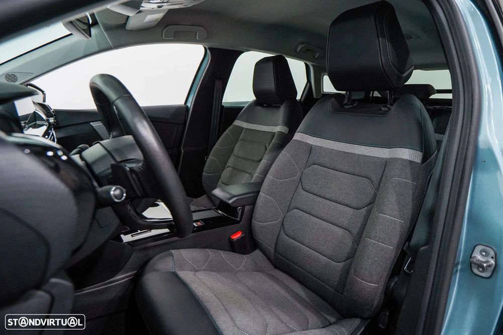Citroën C4 1.2 PureTech Shine EAT8 - 6