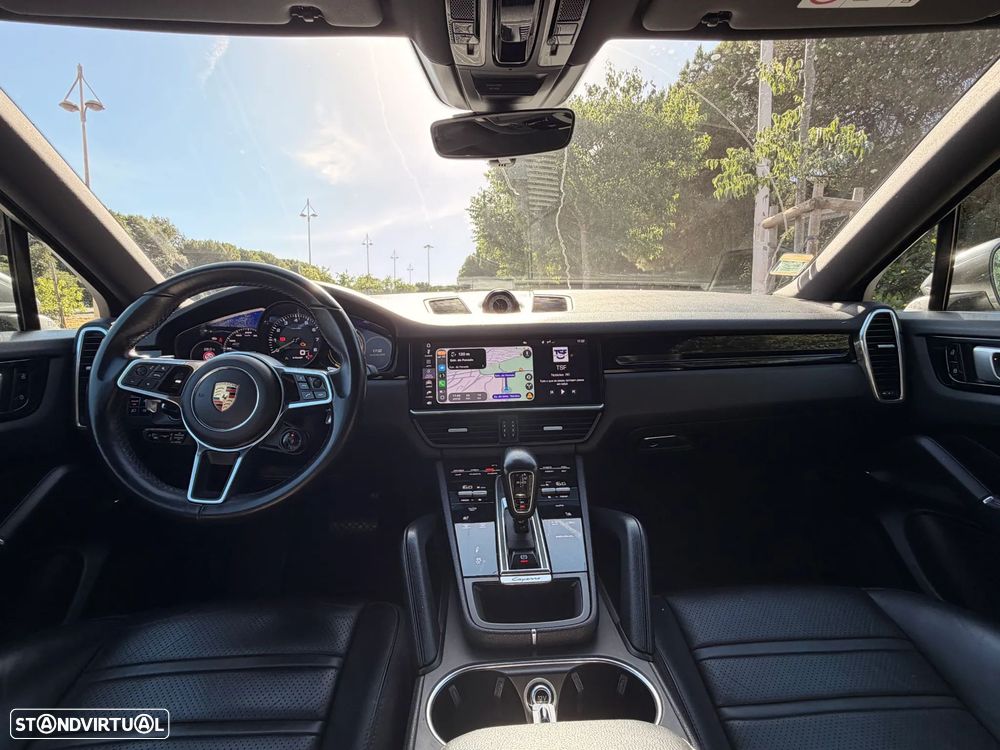 Porsche Cayenne Coupé E-Hybrid - 14