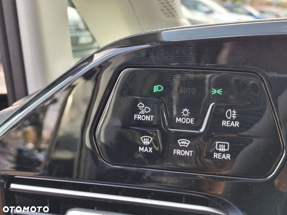 Volkswagen Caddy Style 2.0 TDI DSG - 24