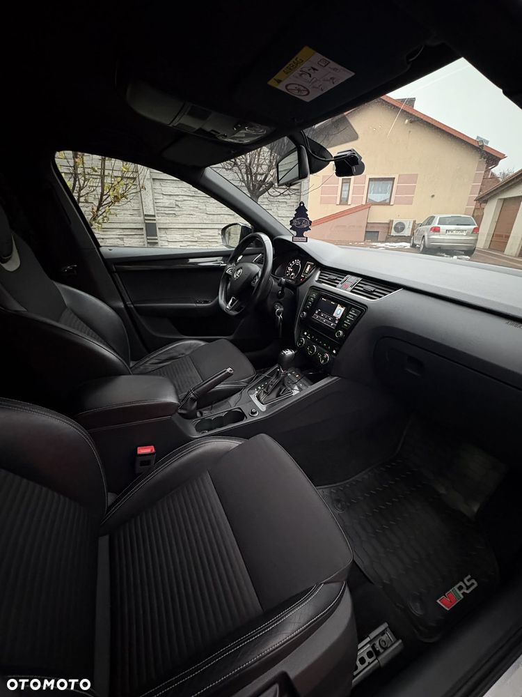 Skoda Octavia 2.0 TDI RS DSG - 13