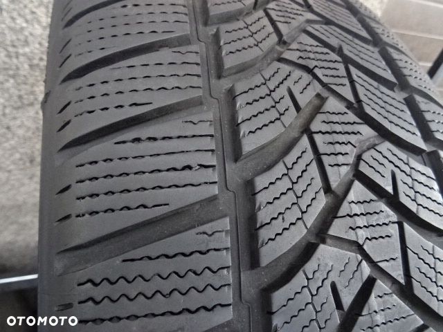 235/55/R17 103V Dunlop Winter Sport 5 - 4