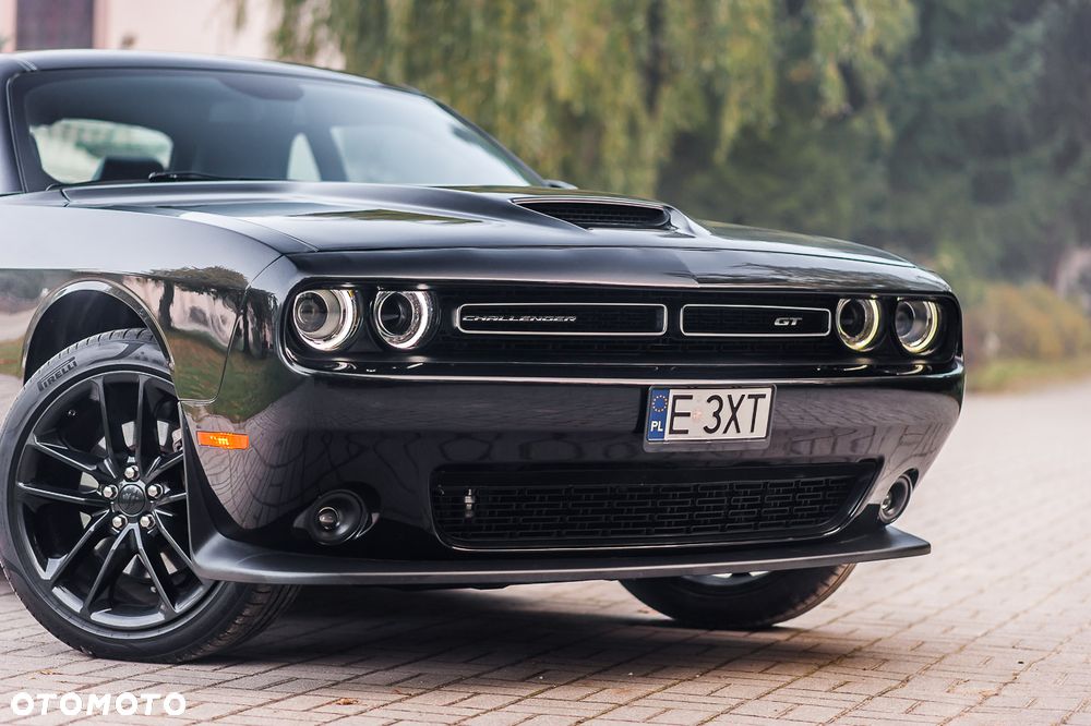 Dodge Challenger - 7