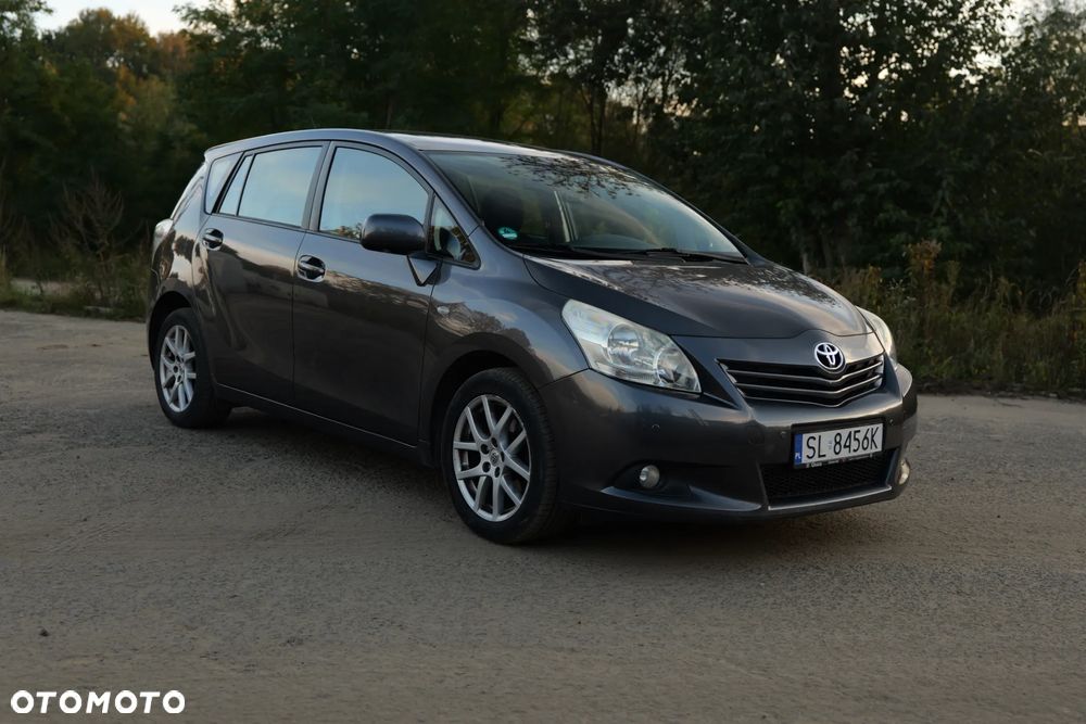 Toyota Verso 1.8 Sol EU5 7os - 1