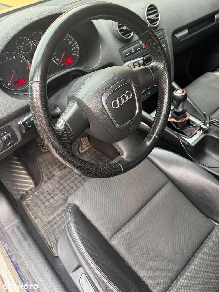 Audi A3 Sportback 2.0 FSI Ambition - 7