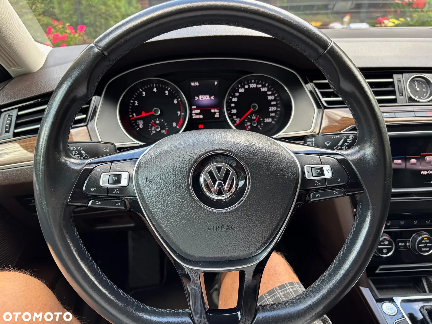 Volkswagen Passat 2.0 TSI BMT Highline DSG - 24