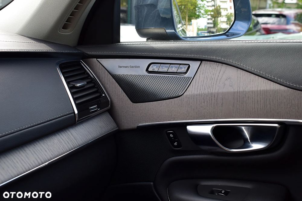 Volvo XC 90 B6 B AWD Inscription 6os - 32