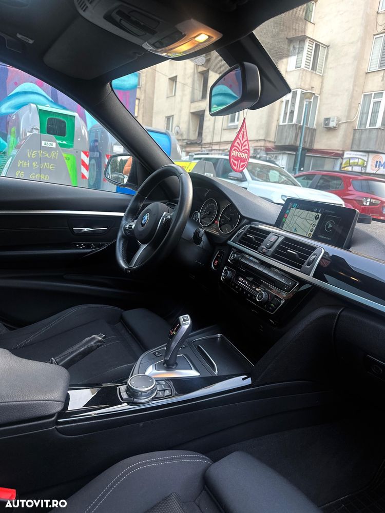 BMW Seria 3 318d Aut. - 13