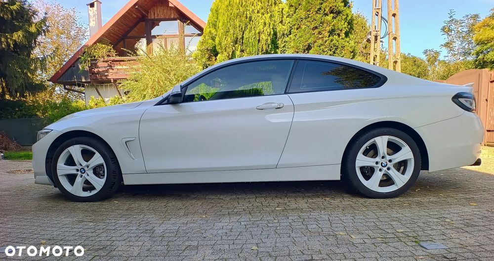 BMW Seria 4 428i xDrive Sport-Aut Sport Line - 2