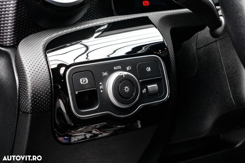 Mercedes-Benz A 220 d Sedan 8G-DCT Lim. AMG Line Advanced Plus - 26