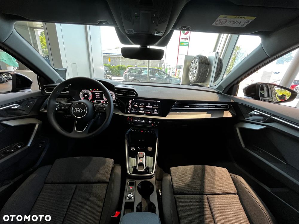 Audi A3 Sportback TFSI mHEV 110 kW Advanced S tronic - 11