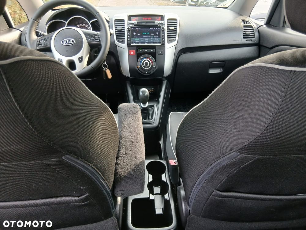 Kia Venga 1.4 CVVT Vision - 32