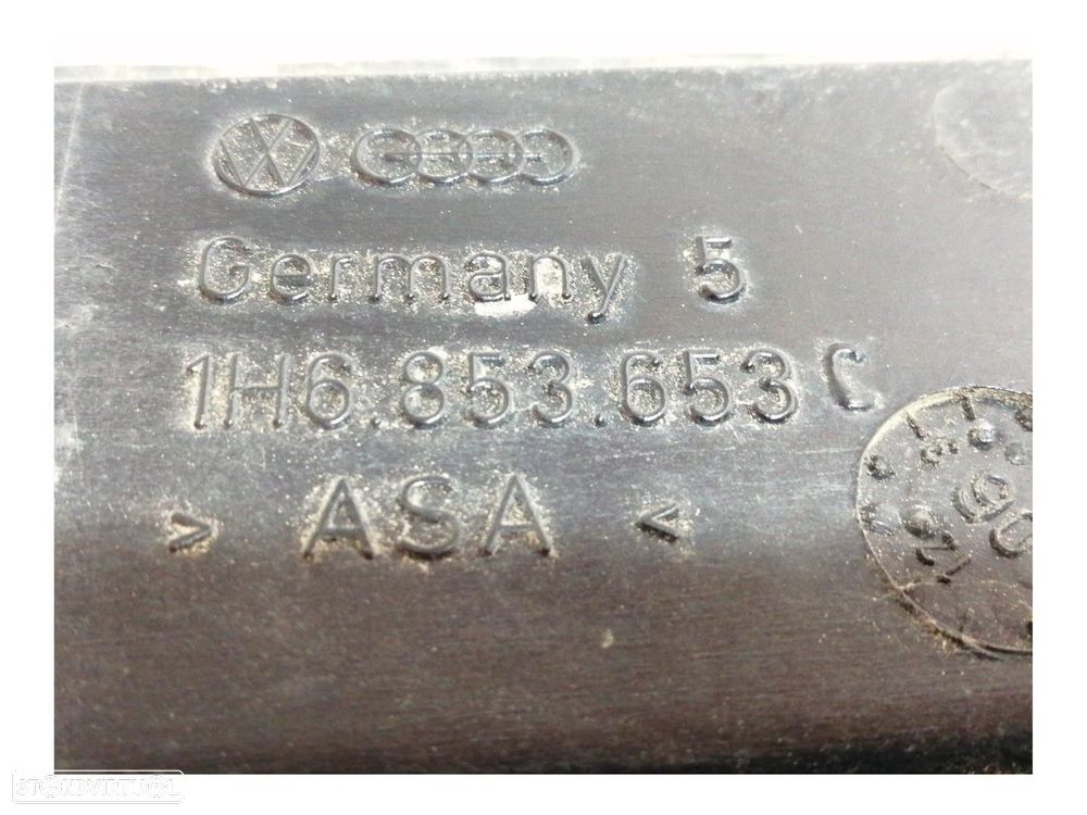 GRELHA FRONTAL VOLKSWAGEN GOLF III 1992 - 1