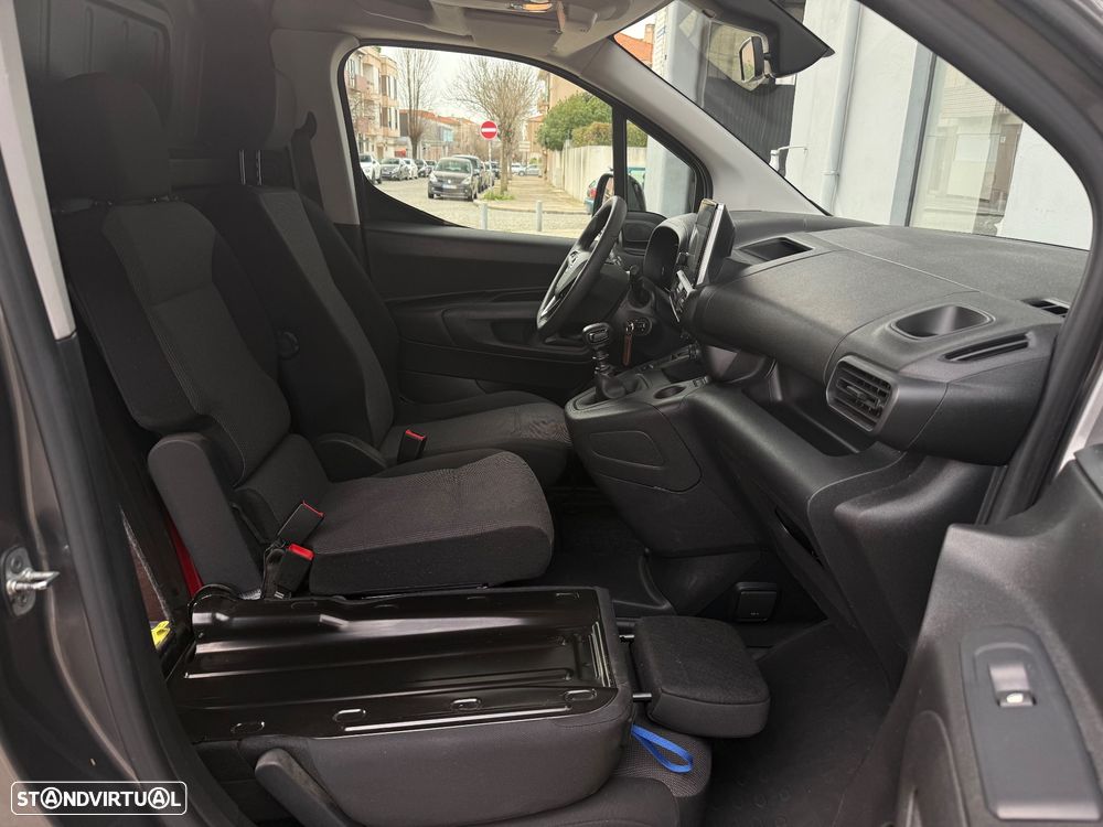 Opel Combo 1.5 CDTi IVA DEDUTÍVEL - 28