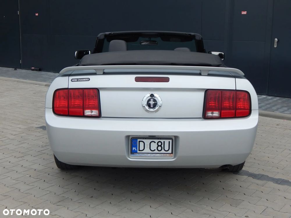 Ford Mustang - 14