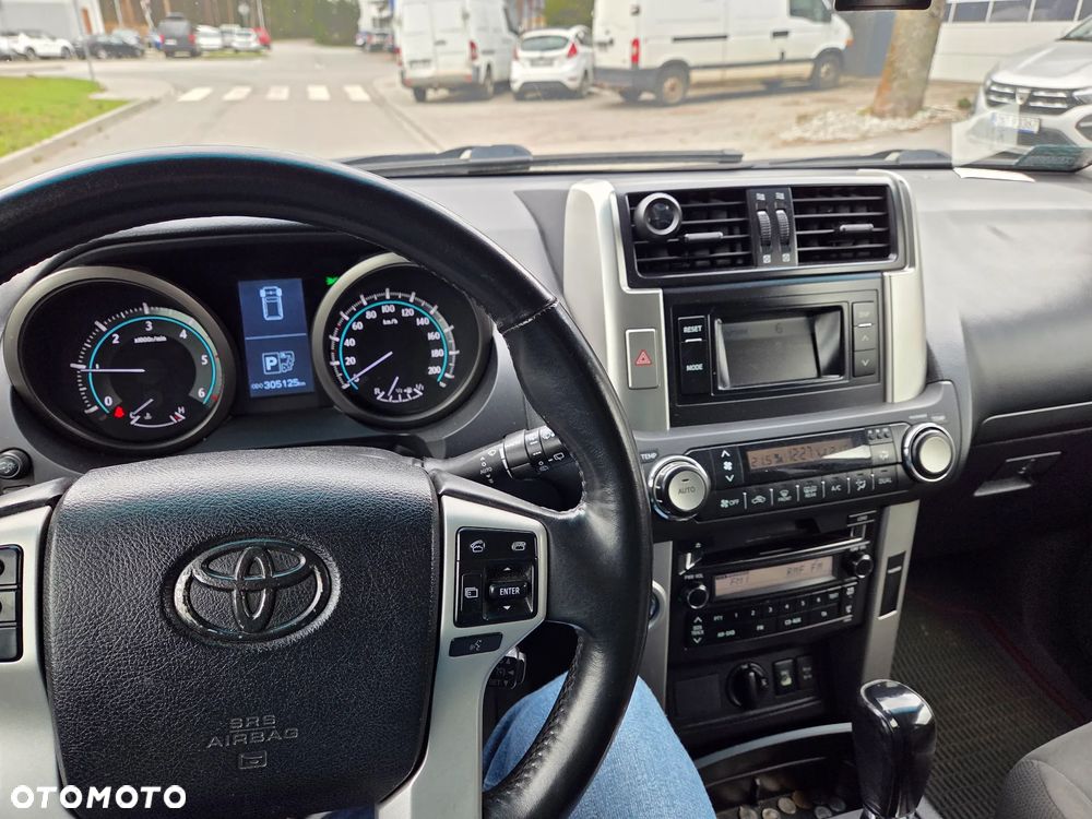 Toyota Land Cruiser LC 3.0 D-4D Active - 8