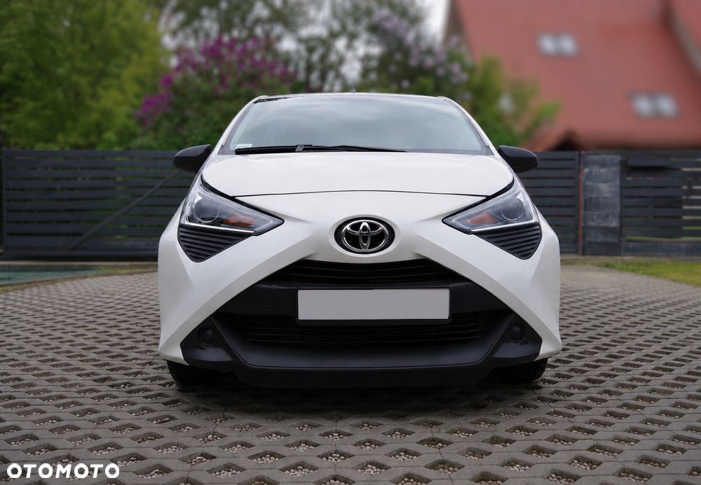 Toyota Aygo x - 2
