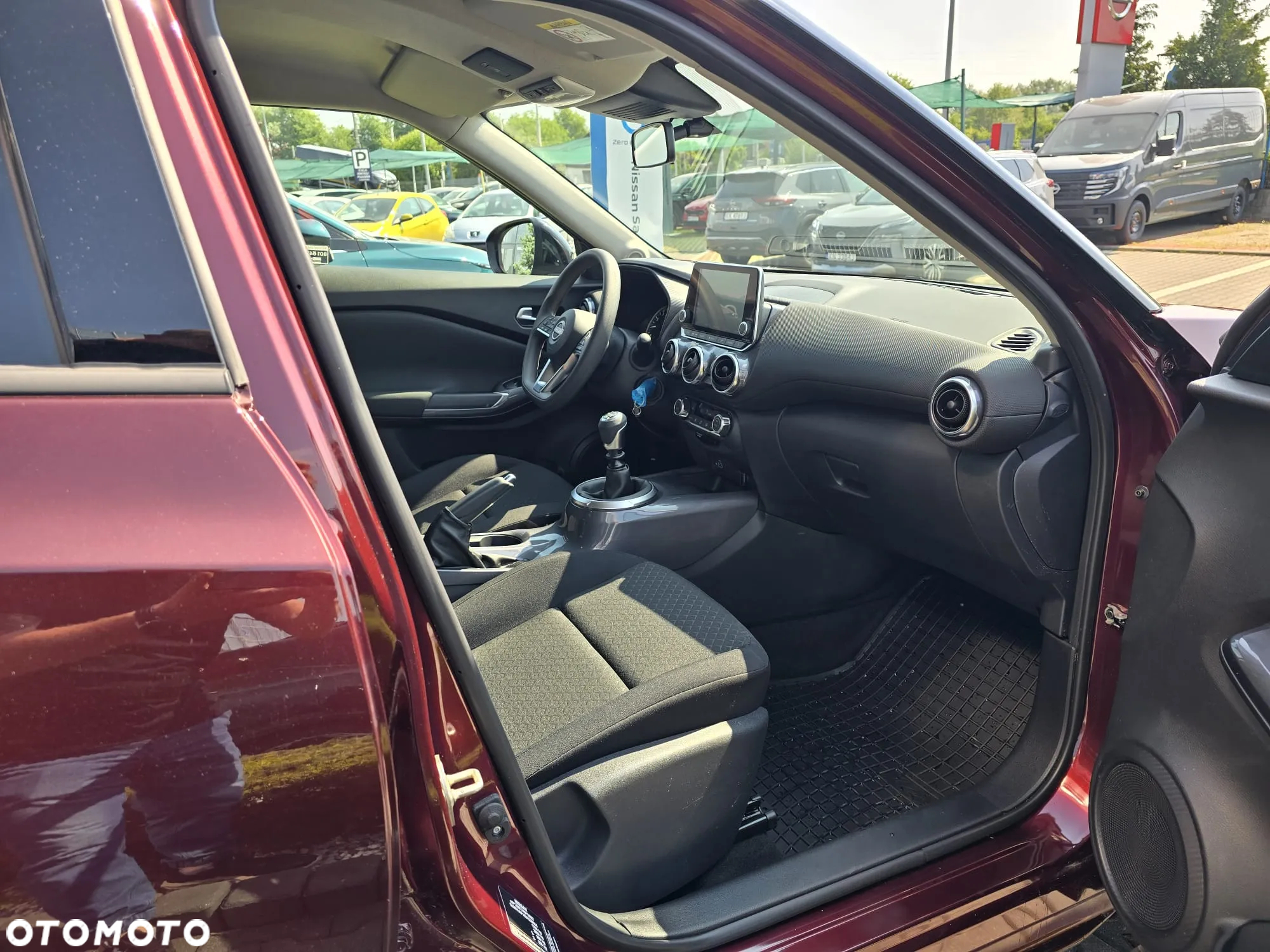 Nissan Juke 1.0 DIG-T N-Connecta - 15
