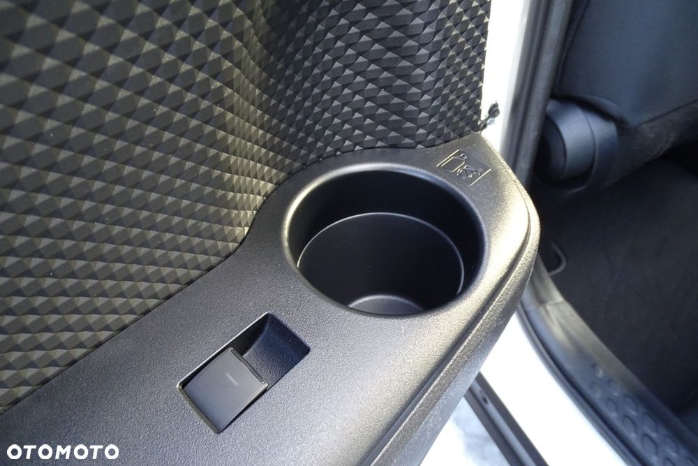 Toyota C-HR Business-Edition - 24